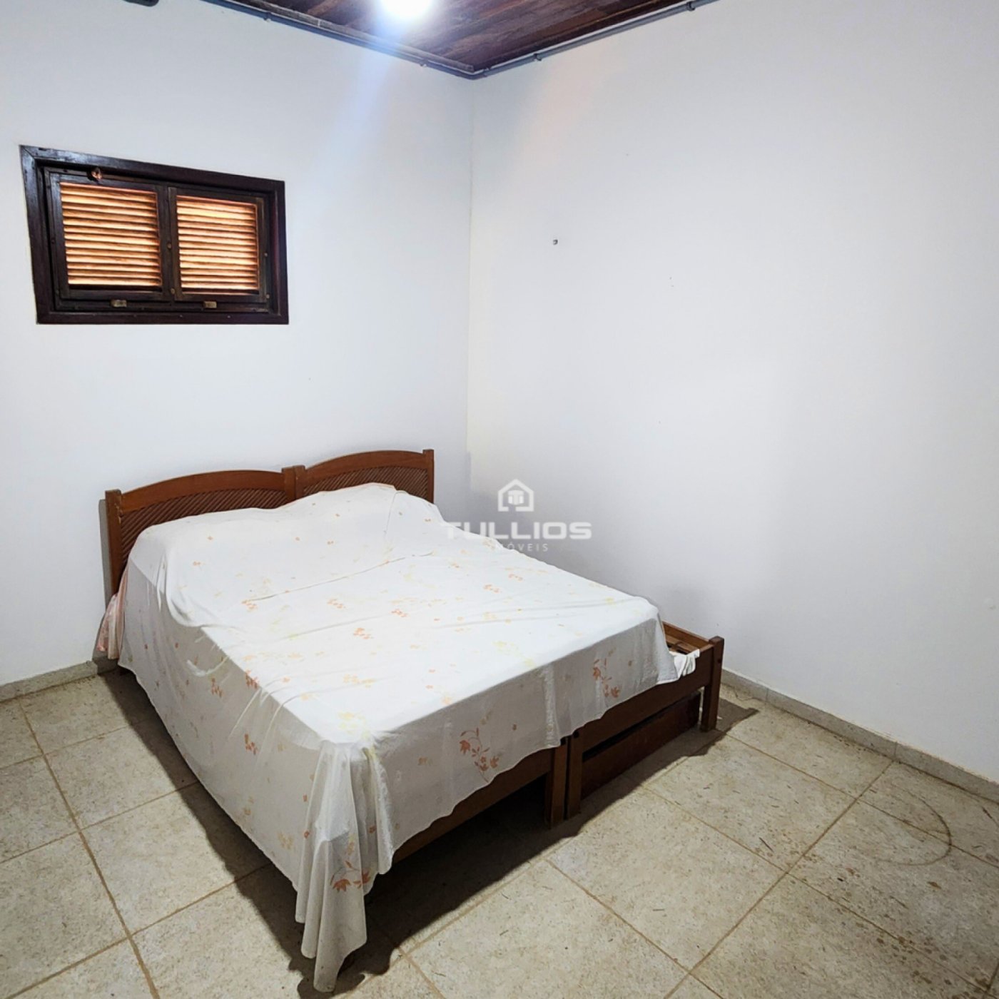 Venda- Casa com 4 quartos na Praia de Panaquatira