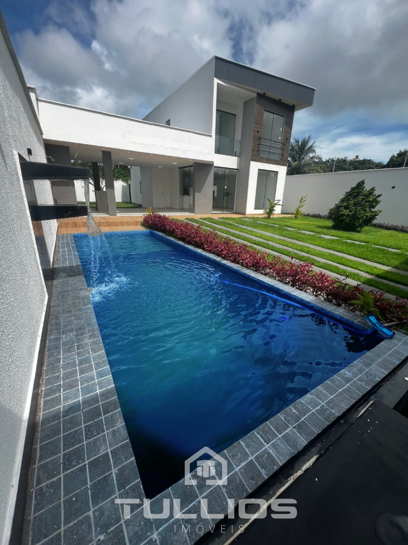 VENDA - Casa Duplex no Araçagy