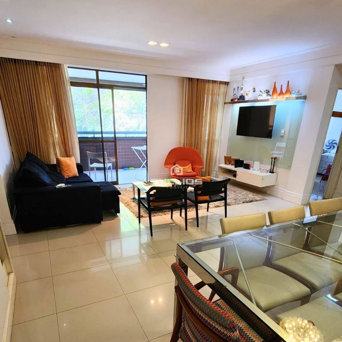 Apartamento no condomínio Turmalina