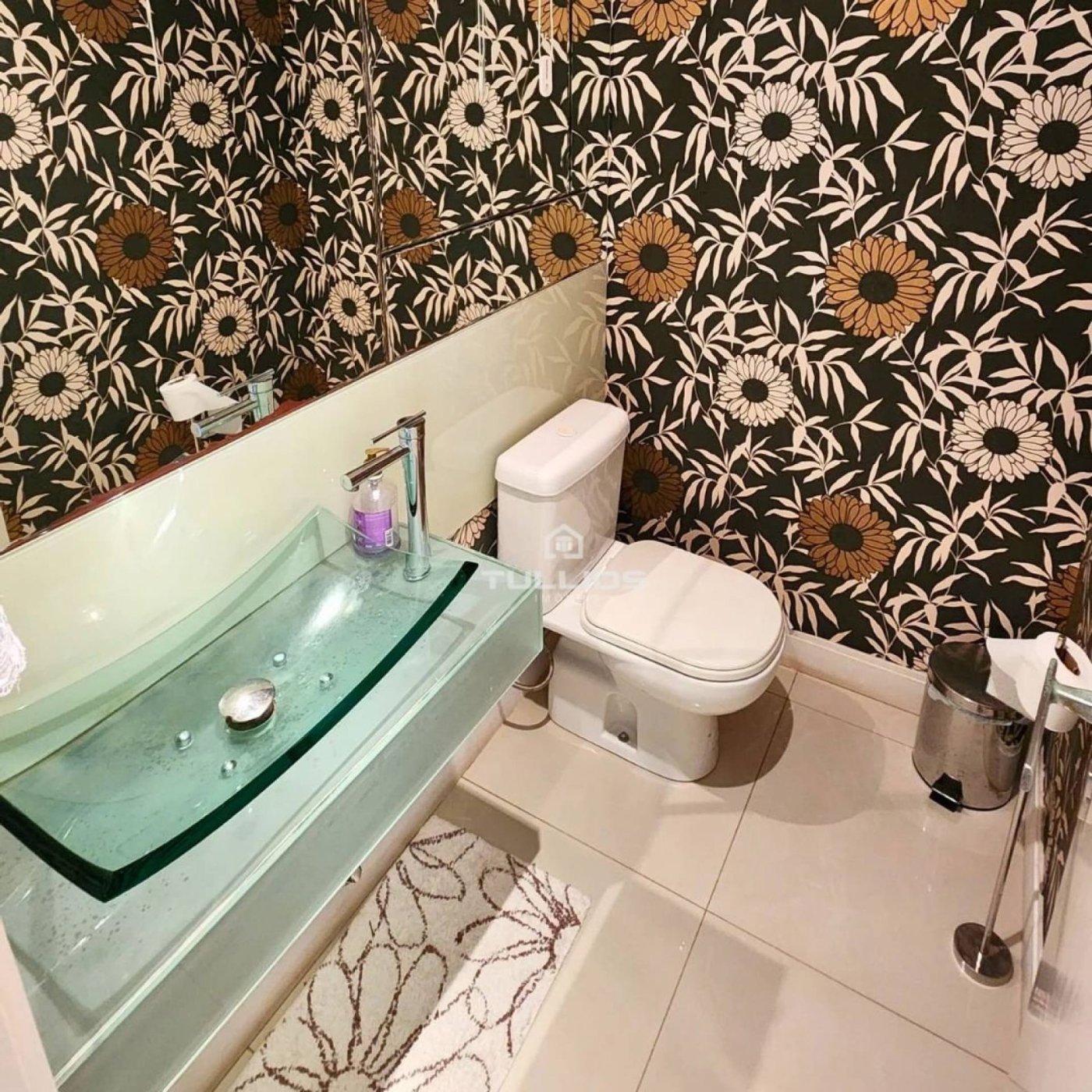 Apartamento no condomínio Turmalina