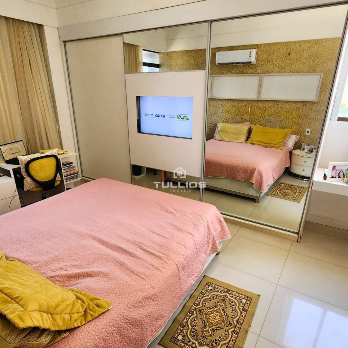 Apartamento no condomínio Turmalina