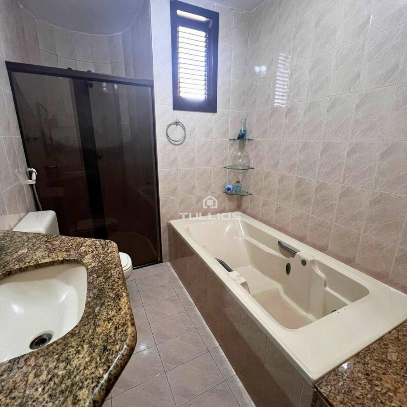 Casa disponível no Calhau
