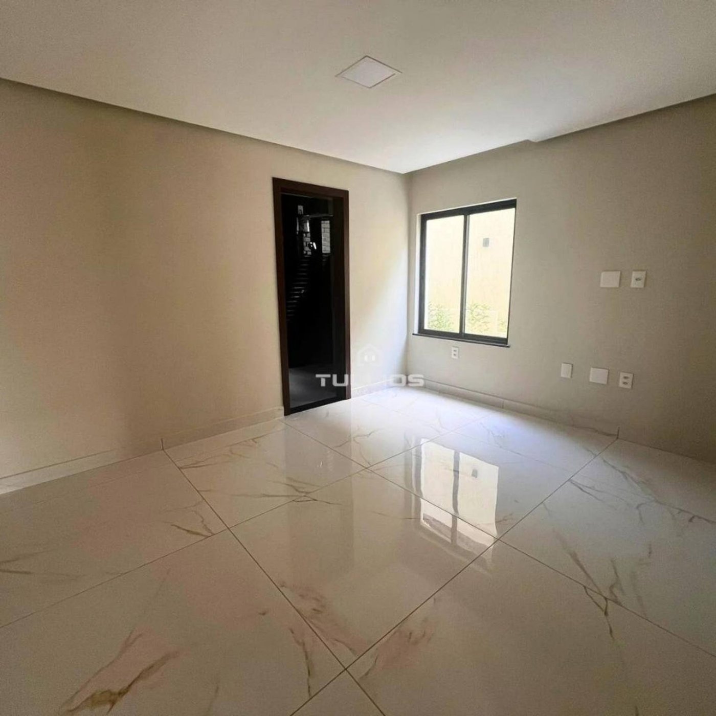 Casa disponível no Araçagy
